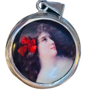 Modern Sterling Silver 925 Victorian-Style Portrait Miniature Pendant Cameo
